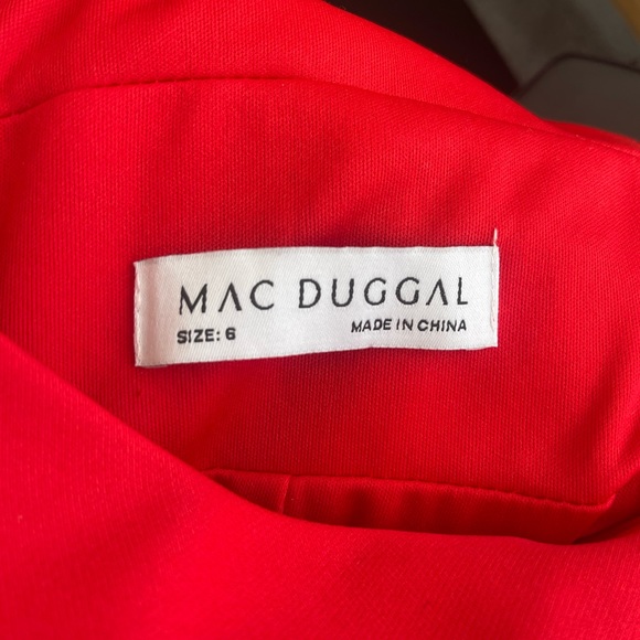 MAC DUGGAL Bow Shoulder V-Neck Gown - Picture 9 of 9